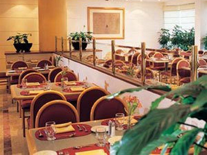 Fiesta Inn Monterrey Valle San Pedro Garza Garcia Bagian luar foto